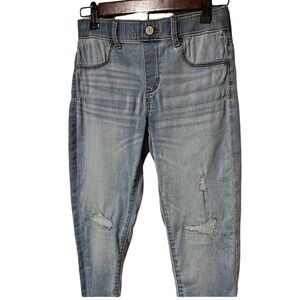 So ripped light denim jeans size 18